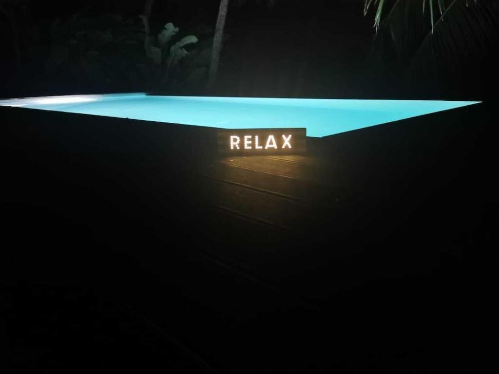 Confortable T1 Le Gosier, Wi-Fi, Piscine Dans Gite Ле Госие Екстериор снимка